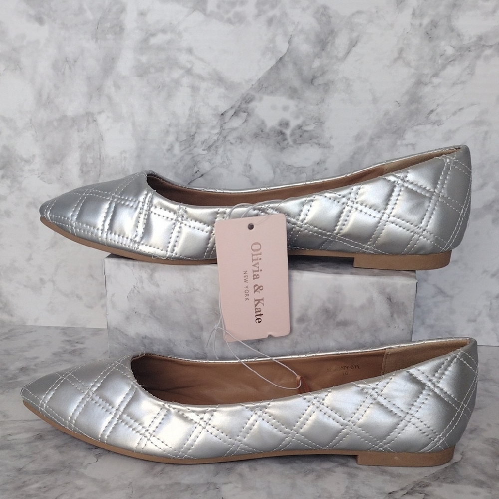 Olivia & Kate Silver Quilted Ballet Pointed Toe Flats Women 10 Shoes